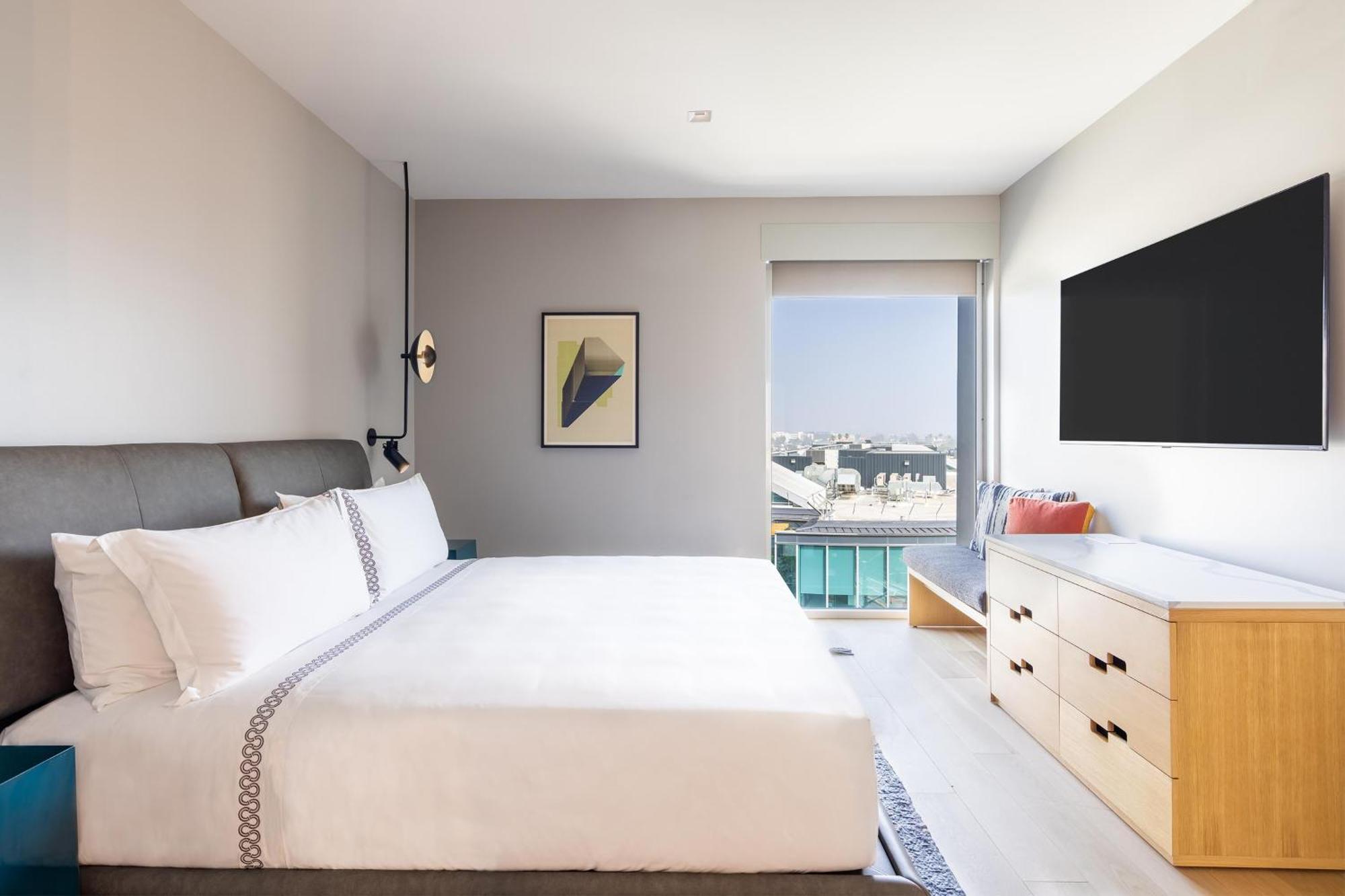 Hotel The Shay, A Destination By Hyatt Los Angeles
