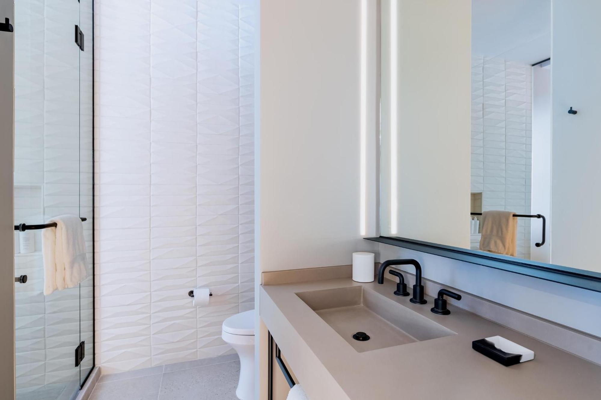 Hotel The Shay, A Destination By Hyatt Los Angeles